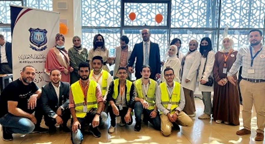 كليتي الصيدلة والعلوم الطبية المساندة في عمان الاهلية تشاركان في فعاليات يوم التغيير العالمي