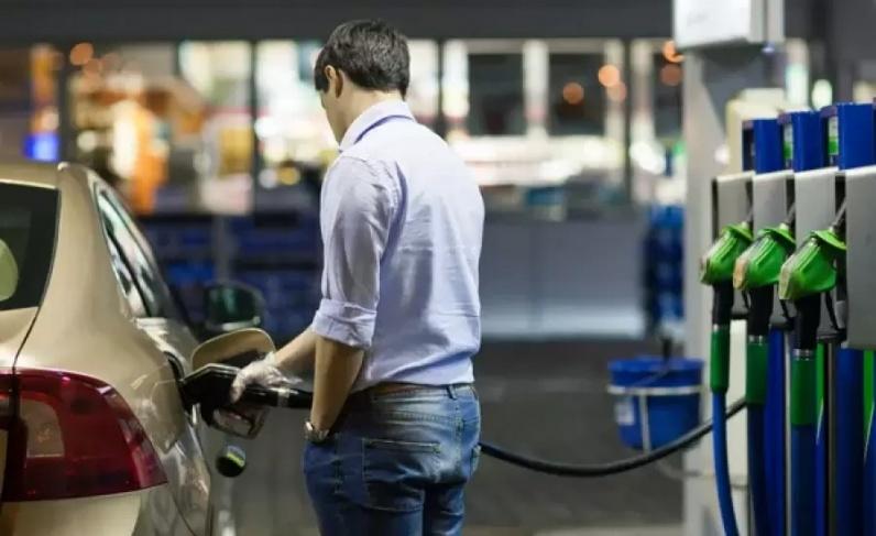 إسرائيل ترفع أسعار الوقود خلال الأيام القادمة