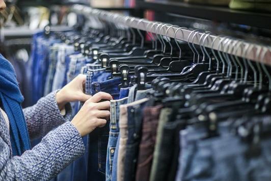 35  نسبة تراجع مبيعات الألبسة بموسم رمضان الماضي