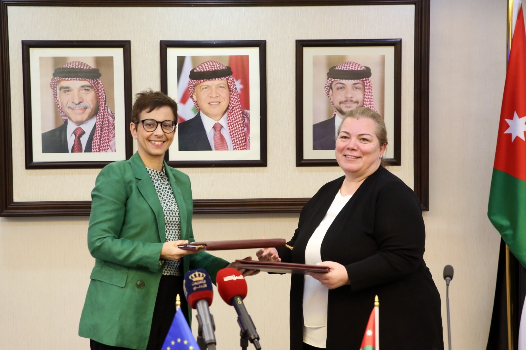 منحتان أوروبيتان  لبرنامج دعم الاصلاحات الديمقراطية في الأردن وبرنامج تنفيذ الشراكة بقيمة إجمالية 25 مليون يورو..